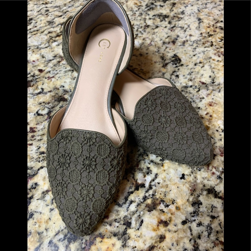 C est 1946 - Cato Shoe Olive Green